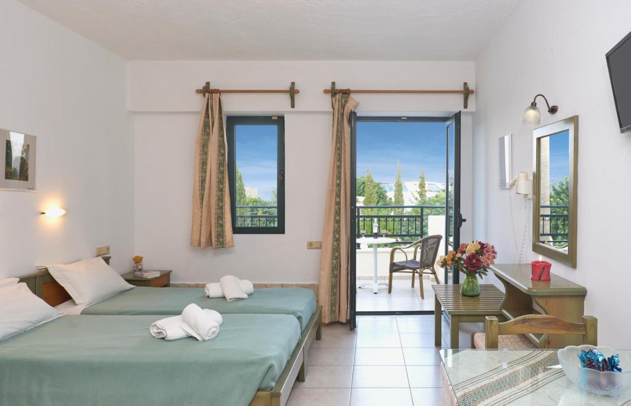 Dionysos Apartments & Studios Stalida エクステリア 写真