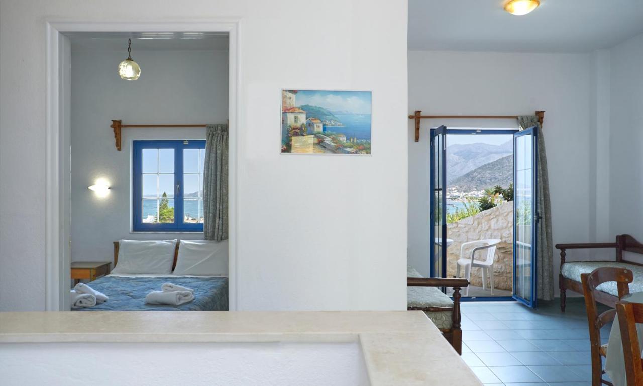 Dionysos Apartments & Studios Stalida エクステリア 写真